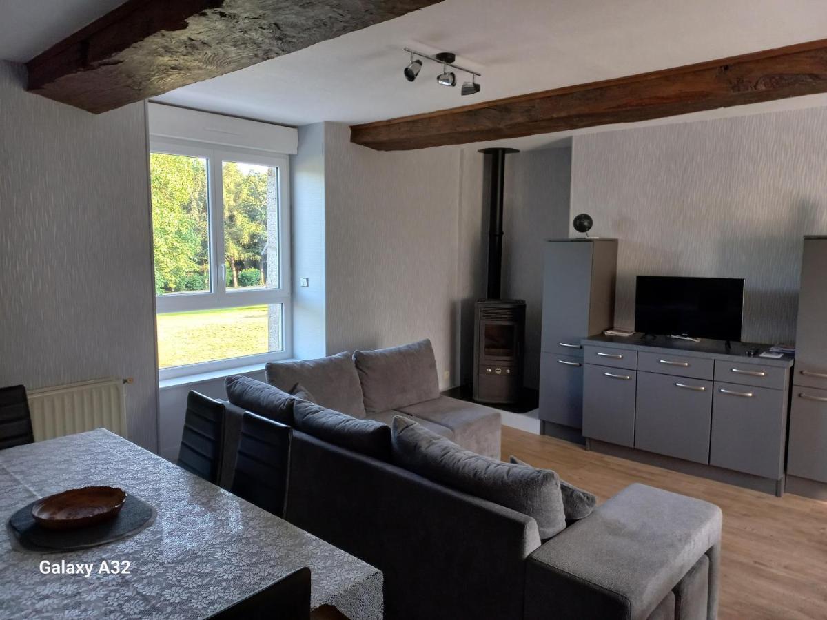 De L'aumondiere Apartment *