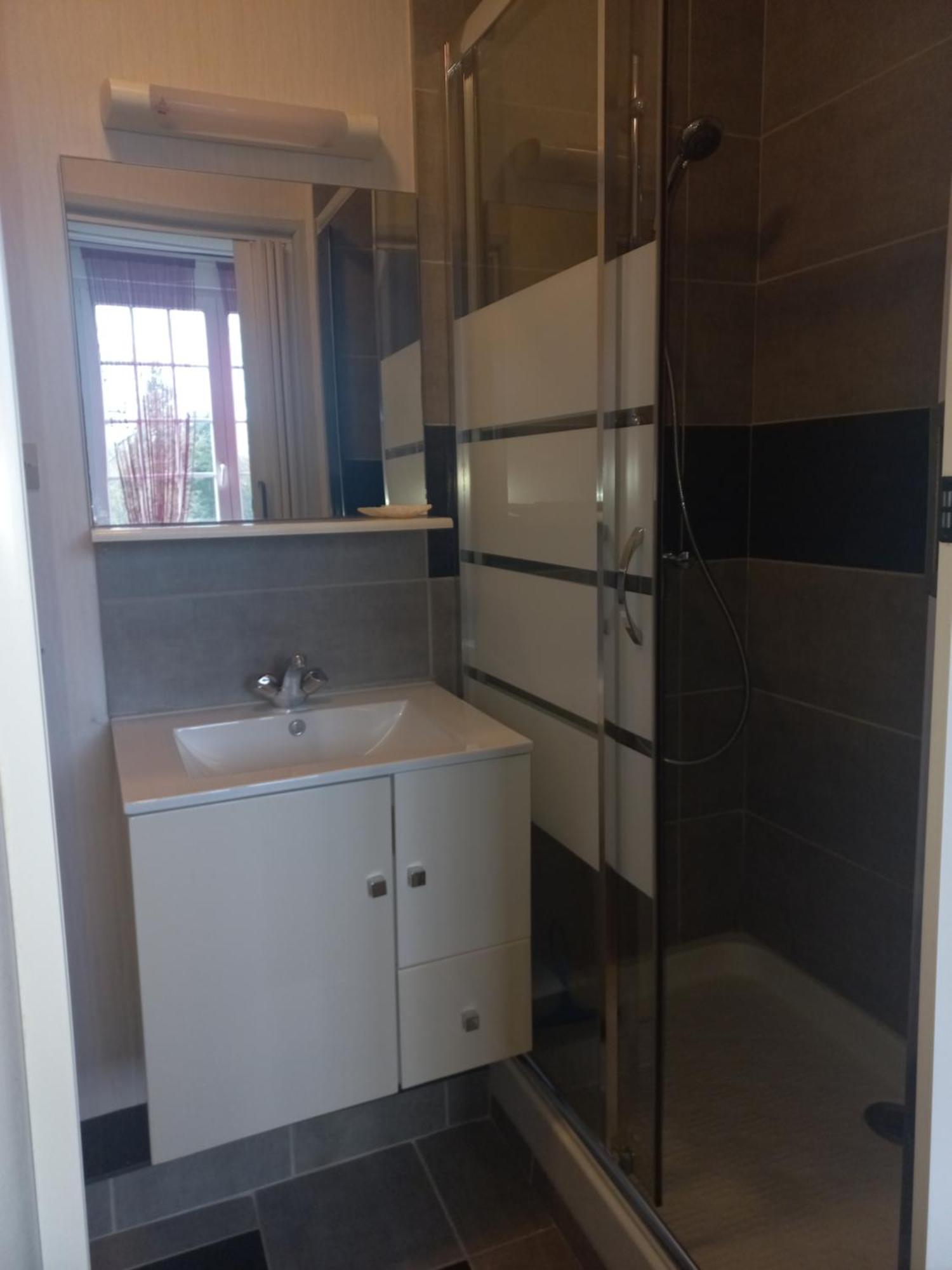 De L'aumondiere Apartment Condé-sur-Noireau